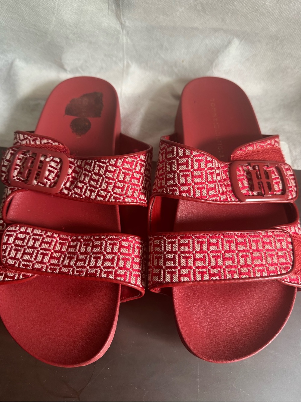 Tommy Hilfiger Red Logo Jacquard Slide Sandals Sz 8.5